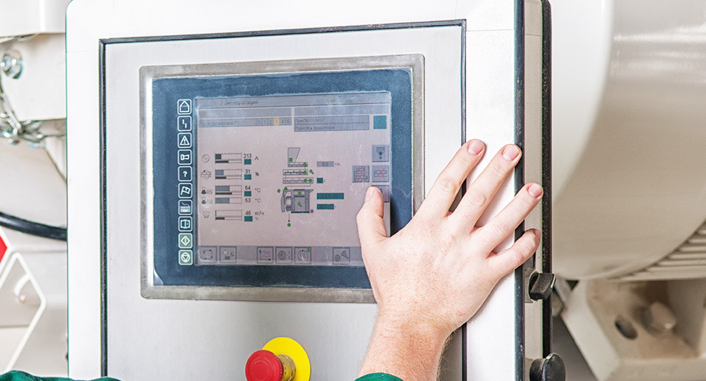 PWT-ML-13 - Cincoze-Sunlight-readable-Touchscreen-Display-Harsh-Working-Environment