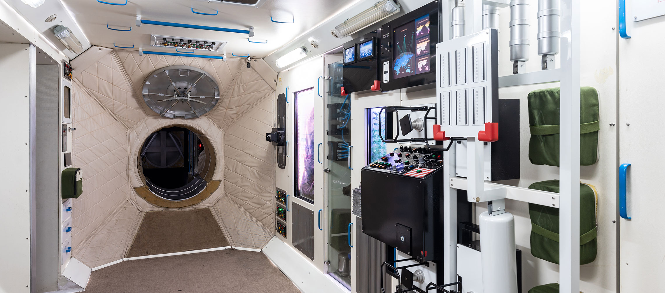 Rescue the Reentry Capsules of Spacecraft - 1