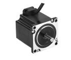 Motor de passo NEMA34 86AM45-14 com torque 4,5Nm, corrente de fase 6,0A, ângulo de passo 1,8°, flange 86mm, eixo 14mm, resistência 0,41Ω, indutância 2,82mH e proteção IP40