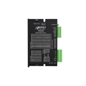Drive para motor de passo R42S 2 fases com corrente 2,2A, tensão 18-50VDC, proteção IP54, dimensões 93x56x21mm e design compacto para automação industrial e sistemas CNC